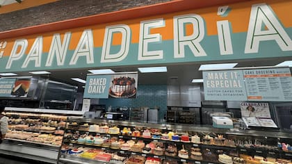 La tienda de Vallarta en Arizona cuenta con su propia panadería (FB Vallarta Supermarkets)