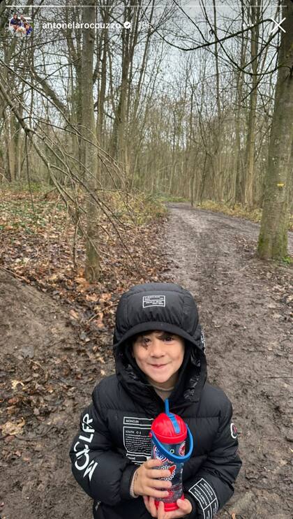 La tierna postal de Ciro que compartió Antonela