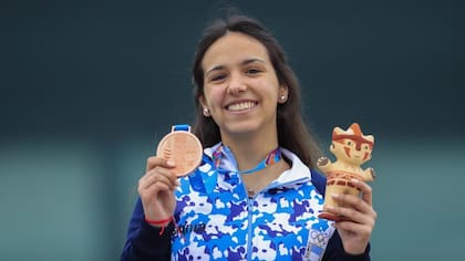 la tiradora Fernanda Russo ganó la medalla de oro en los Juegos Panamericanos Lima 2019 y competirá en los JJOO a partir de las 20.30 en hora de la Argentina.