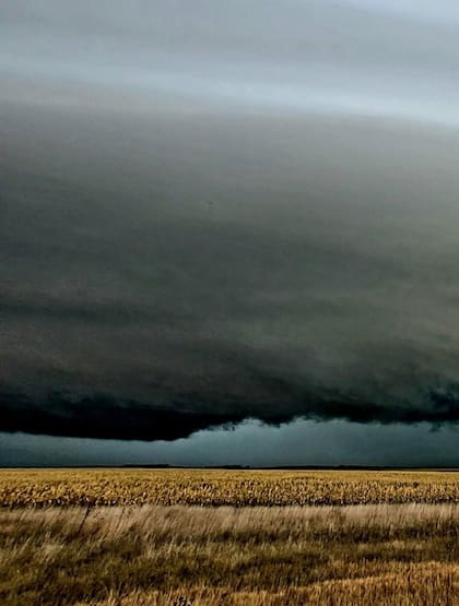 La tormenta en las afueras de Azul
