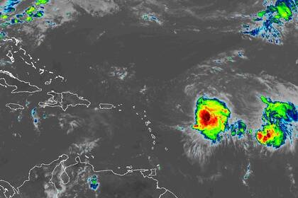 La tormenta tropical Philippe se muestra ligeramente más organizado y más cercano a las islas del Caribe