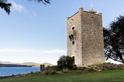 La Torre de Bustillo en la Península San Pedro