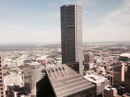La Torre JPMorgan Chase es la más alta de Houston y sentó precedencia para limitar la altura de los edificios en la ciudad