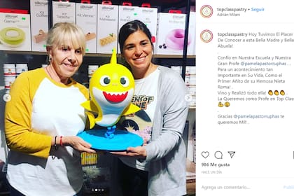 La torta que hizo Claudia Villafañe para su nietita Roma