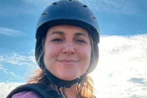 Se quiso sacar una selfie después de hacer un salto de 90 metros pero resbaló, cayó al vacío y murió