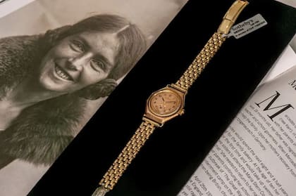 La travesía de Gleitze demostró que Rolex había inventado el primer reloj de pulsera práctico, impermeable y a prueba de polvo del mundo. En noviembre de 2025, se vendió en subasta de Sotheby's por US$1.730.000
