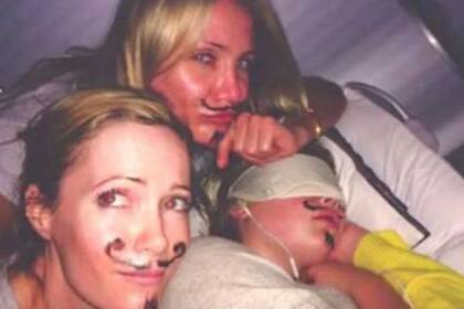 La travesura de Cameron y Leslie a Kate