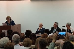 La Academia Argentina de Letras distinguió a dramaturgos y a una lingüista