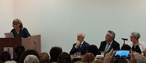 La Academia Argentina de Letras distinguió a dramaturgos y a una lingüista