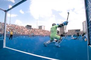 La tremenda atajada de Tomás Santiago, para evitar el empate de Nueva Zelanda