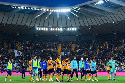 La tristeza de los futbolistas de Sampdoria, que no pudieron torcer el destino y jugarán en la Serie B la próxima temporada