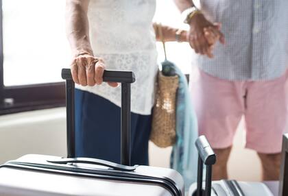 La TSA advierte que las bebidas con alcohol de más de 100 ml deberán ir en la valija facturada