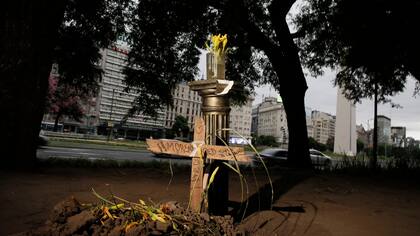 La tumba de Morena está a metros del Obelisco