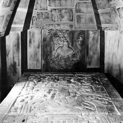 La tumba de Pakal estaba en el centro de la pirámide del Templo de las Inscripciones (Foto: INAH)