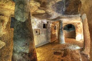 Las fantásticas casas de hadas en una isla del Mediterráneo que fueron reconocidas por la Unesco