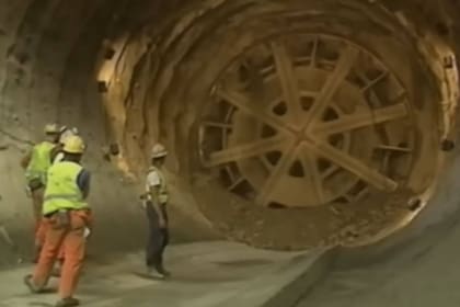 La tuneladora excavaba un total de 75 metros por día