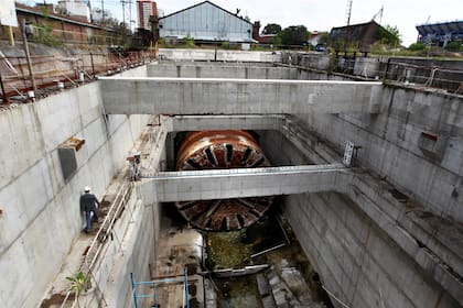 La tuneladora lleg a Villa Luro y ah qued a 6000 metros del final de la primera etapa all quedar enterrada