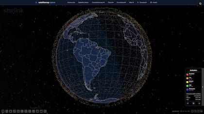 La ubicación de los satélites de Starlink en órbita baja terrestre, según Satellimap.space