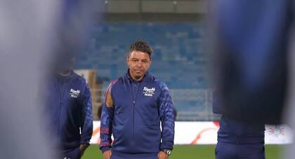 La última aparición de Marcelo Gallardo como entrenador fue en el amistoso entre PSG y Riyadh All Stars