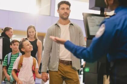 La última iniciativa de la TSA está diseñada para mejorar la hospitalidad de las familias durante la experiencia de control de seguridad en el aeropuerto