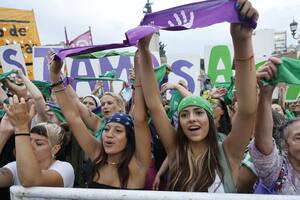 La última marcha del 8M frente al Congreso de la Nación