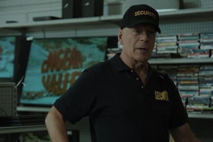 La última película que filmó Bruce Willis antes de su diagnóstico de demencia frontotemporal arrasó entre los primeros puestos de Netflix en la Argentina