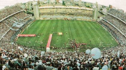 La última vez que la selección argentina jugó por eliminatorias en la Bombonera fue en 1997 rumbo a Francia 98