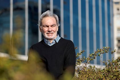 “La única manera de mantener un consenso mayoritario es convencer con palabras y con hechos, no con insultos y agresiones”, dice Gustavo Lopetegui