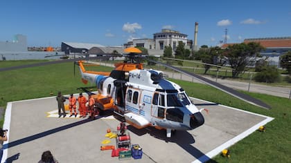 La unidad, un EC225 Super Puma, se sumó a la flota de la fuerza