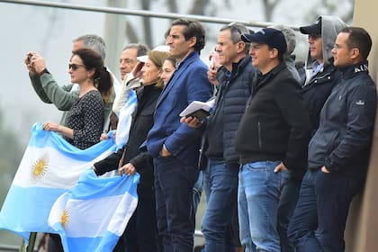 "¡La unión hace la fuerza!", exclama Larocca, un convencido de la importancia de los equipos como superadores de la suma de individualidades; allegados al conjunto argentino siguen la actuación colectiva en Lima 2019.