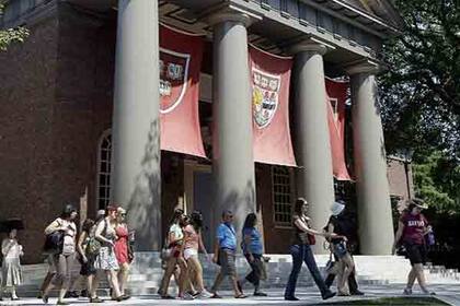 La Universidad de Harvard tiene el endowment más grande del mundo.