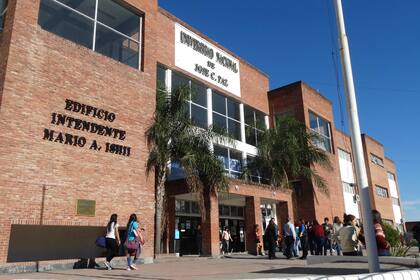 La Universidad Nacional de José C. Paz, que lleva el nonbre de Ishii, fue fundada en 2009