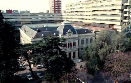 La Universidad Nacional de La Plata, una de las afectadas por la medida