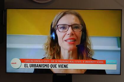 La urbanista española Carolina Gonzales Vives del IE University adelantó el futuro de las ciudades.