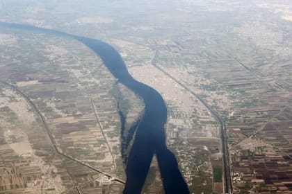 La urbe, llamada aparentemente El Ascenso de Atón, permaneció oculta bajo las arenas de Luxor durante 3000 años