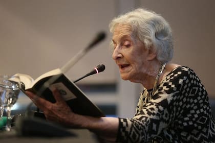 Este invierno, Vitale visitó por segunda vez en el año Buenos Aires para el Festival Internacional de Poesía
