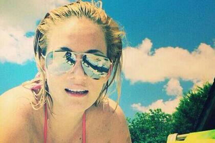 La vedette se enojó con las fotos publicadas por Paparazzi