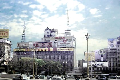 La venta abarca la totalidad del edificio: 10.374 m² construidos