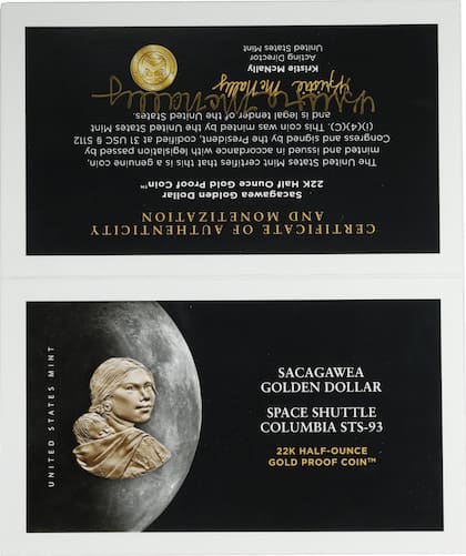 La venta incluyó los certificados oficiales de la moneda