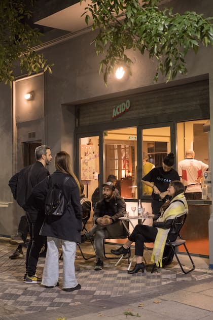 La vereda de Ácido, flamante propuesta de Chacarita.