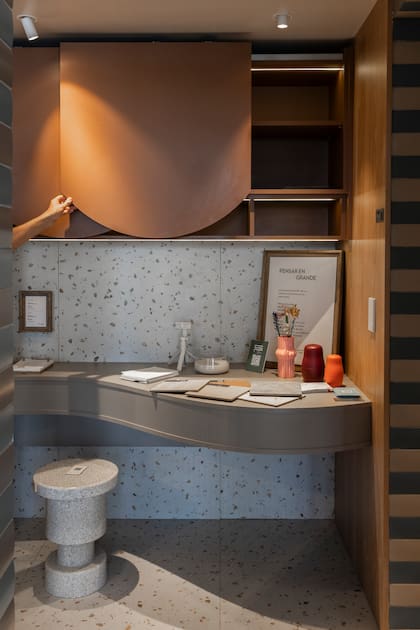 La versatilidad de la melamina permite diseños con formas redondeadas y acabados perfectos.