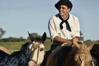 "Unía a la familia": Facundo Sola y el recuerdo de su padre, que lo hizo polista