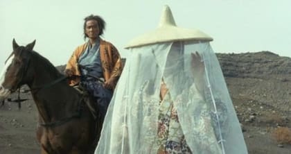 La versión japonesa de Cumbres borrascosas se llamó Arashi ga oka y fue dirigida por Yoshishige Yoshida