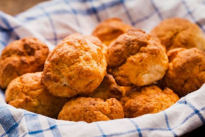 La versión saludable de los scones de queso que no vas a poder dejar de hacer