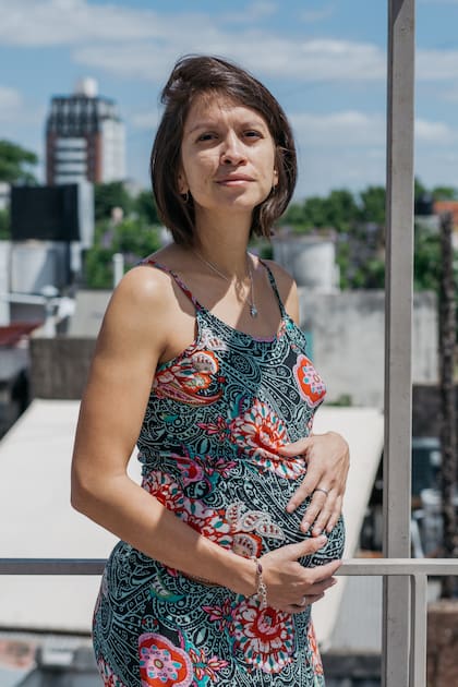 La veterinaria y futura mamá Macarena Zayas es una de las mujeres que integra desde Argentina el banco de imágenes de #mostremos.