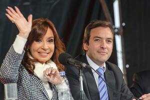 La vicepresidenta Cristina Fernández de Kirchner junto al ministro de Justicia, Martín Soria