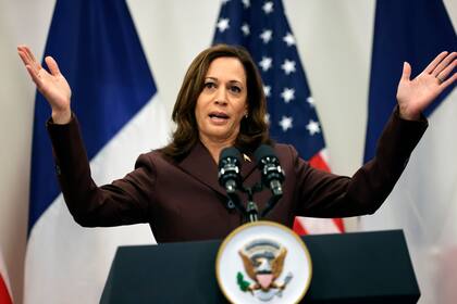 La vicepresidenta de EE.UU., Kamala Harris, asumió el cargo de Biden durante 85 minutos, mientras el Presidente permanecía bajo los efectos de la anestesia; se consagró como la primera jefa de Estado mujer del país