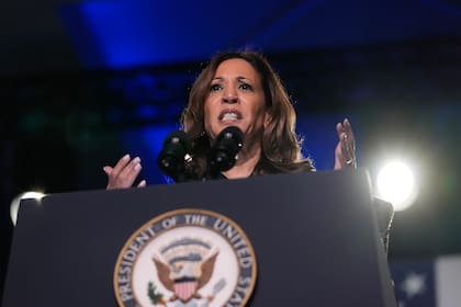 La vicepresidenta Kamala Harris habla en un evento de campaña el viernes 20 de septiembre de 2024, en Atlanta (AP Foto/Brynn Anderson)