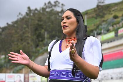 La vicepresidenta Karina Chango durante el entrenamiento en Echaleche, Ecuador