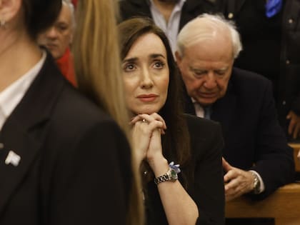 La vicepresidenta Victoria Villarruel en la misa en la Basílica de San José de Flores por la muerte del papa Francisco. Buenos Aires. 21 de abril de 2025